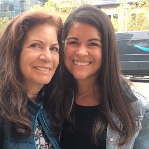 Meet your Posher, Caitlin